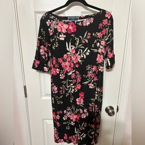 Elegant Floral Long Sleeve Dress in Black and Pink